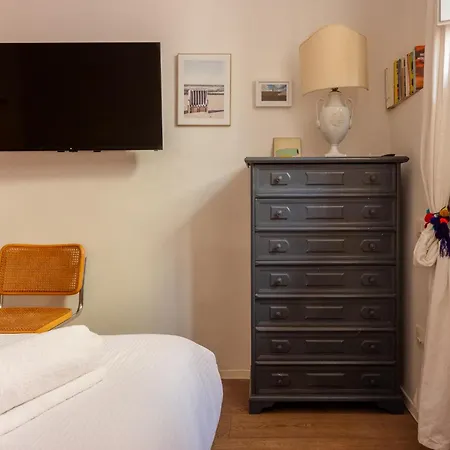 One Bedroom With Patio N2 * Firenze
