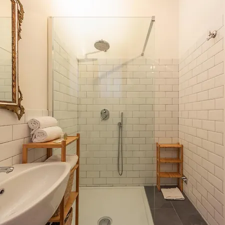 One Bedroom With Patio N2