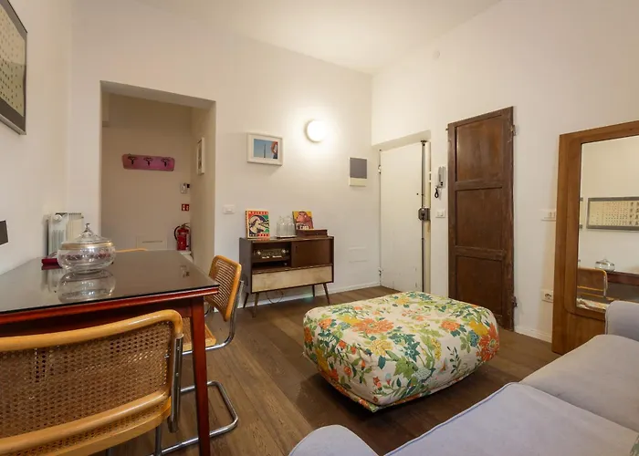 Apartament One Bedroom With Patio N2 *