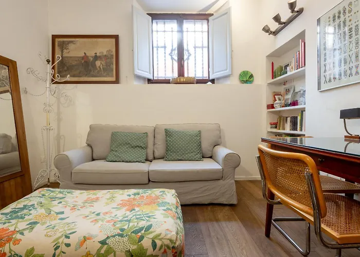 One Bedroom With Patio N2 *