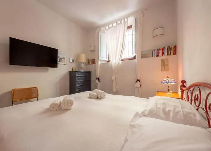 One Bedroom With Patio N2 Apartament *